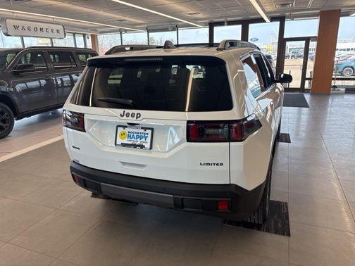 Bright White Clearcoat 2026 Jeep Cherokee LAREDO/LIMITED