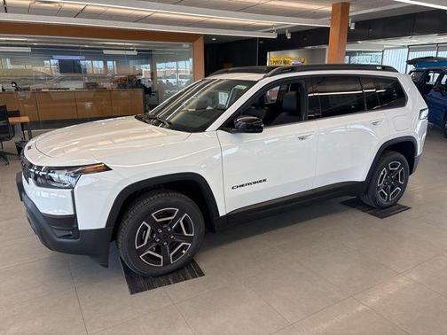 Bright White Clearcoat 2026 Jeep Cherokee LAREDO/LIMITED