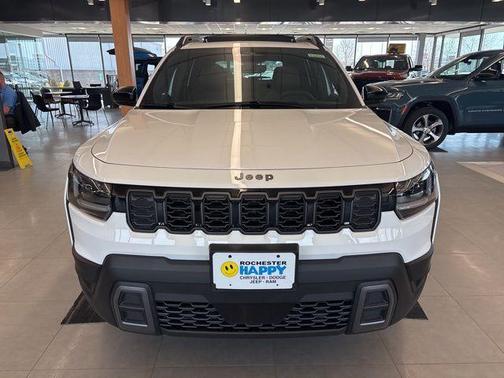 Bright White Clearcoat 2026 Jeep Cherokee LAREDO/LIMITED