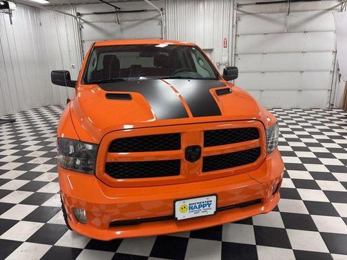 Ignition Orange Clearcoat 2019 RAM 1500 Classic Express