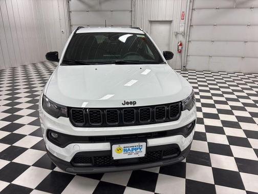 Bright White Clearcoat 2026 Jeep Compass Latitude