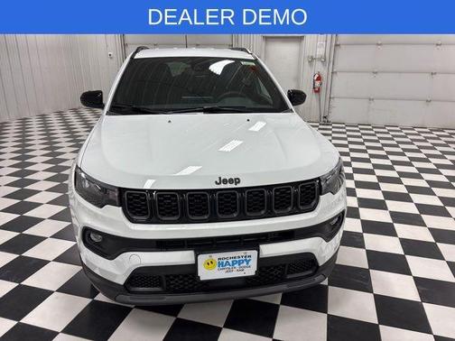 Bright White Clearcoat 2026 Jeep Compass Latitude