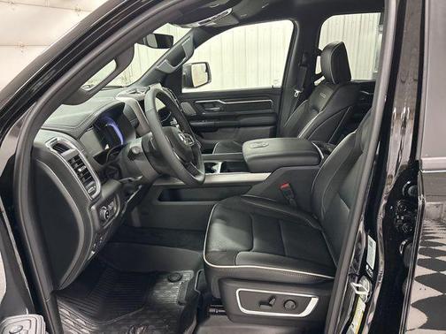 Diamond Black 2026 RAM 1500 Laramie