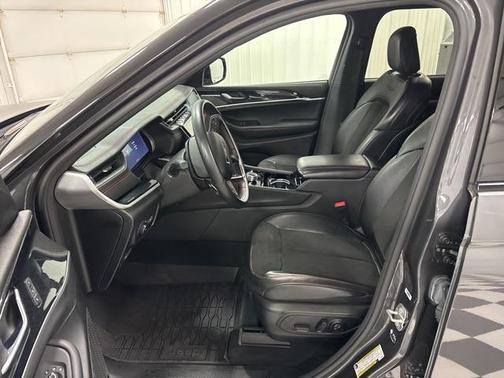 2022 Jeep Grand Cherokee Trailhawk