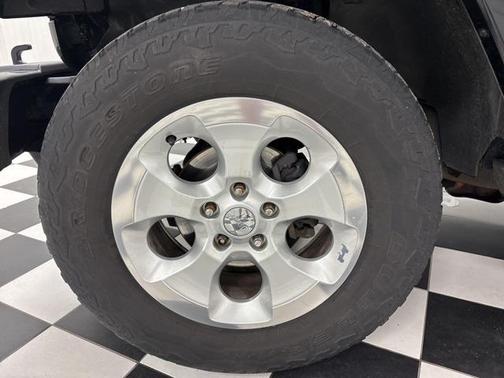 2012 Jeep Wrangler Unlimited Sahara