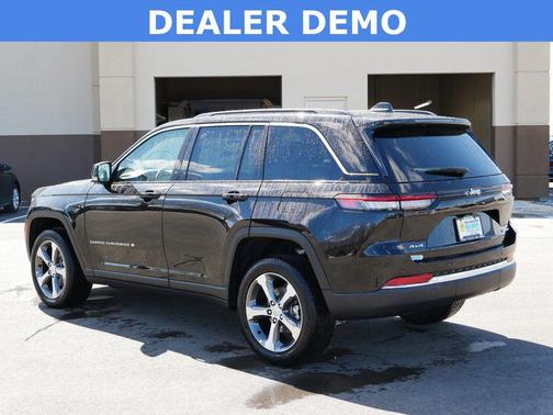 Diamond Black 2025 Jeep Grand Cherokee Limited