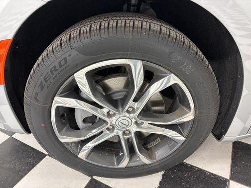 Silver Mist Clearcoat 2026 Chrysler Pacifica Pinnacle