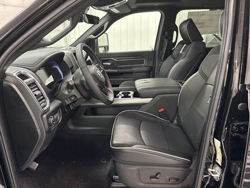 Diamond Black 2026 RAM 3500 Laramie