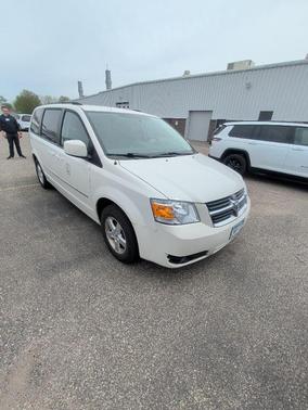Stone White Clearcoat 2010 Dodge Grand Caravan SXT