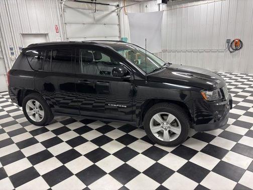 Black Clearcoat 2017 Jeep Compass Latitude