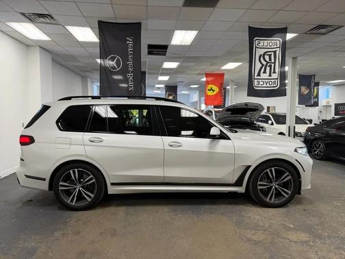 Mineral White Metallic 2019 BMW X7 xDrive50i