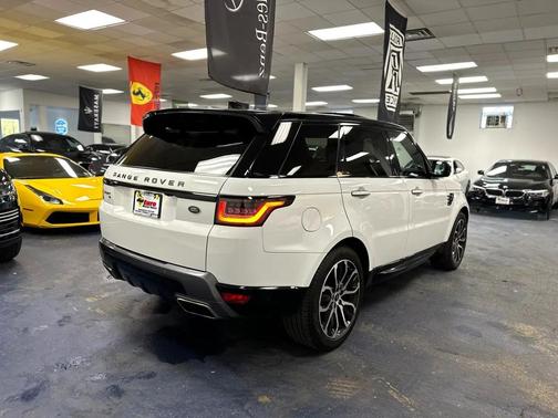 2021 Land Rover Range Rover Sport HSE Silver Edition