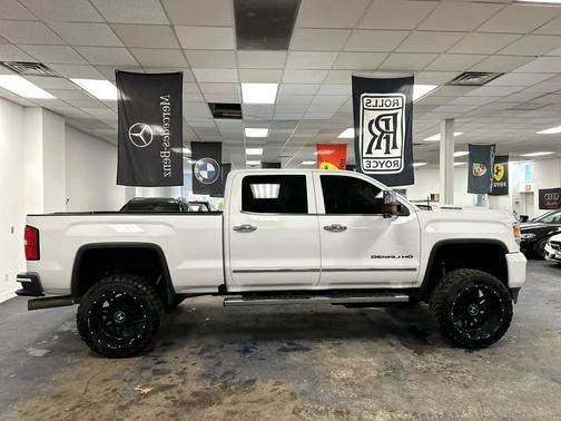 2017 GMC Sierra 3500 Denali