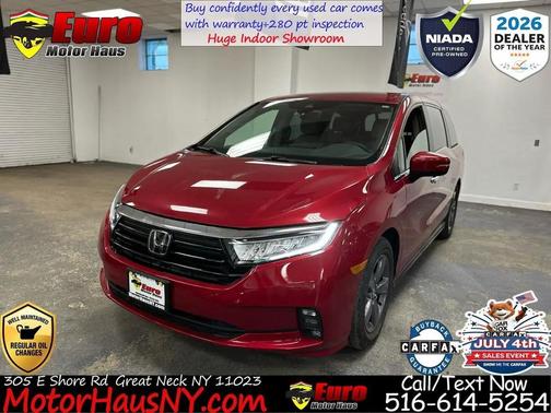 Radiant Red Metallic II 2022 Honda Odyssey EX