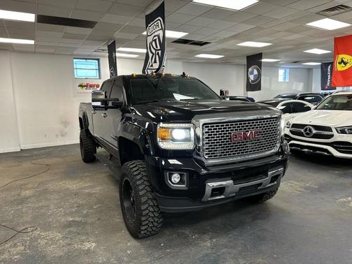 2016 GMC Sierra 3500 Denali