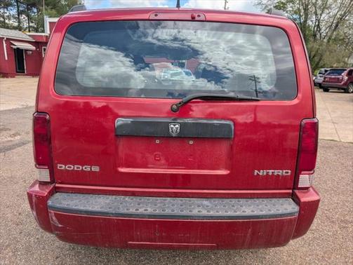 2011 Dodge Nitro SE