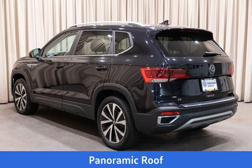 Deep Black 2023 Volkswagen Taos 1.5T SE