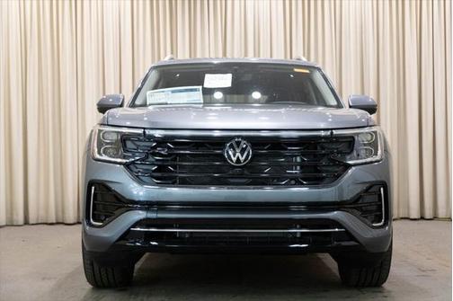 2025 Volkswagen Atlas 2.0T SEL Premium R-Line 4MOTION