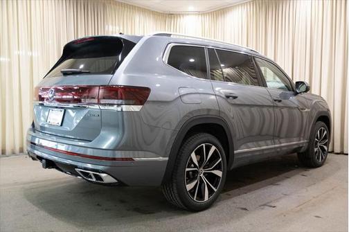 2025 Volkswagen Atlas 2.0T SEL Premium R-Line 4MOTION