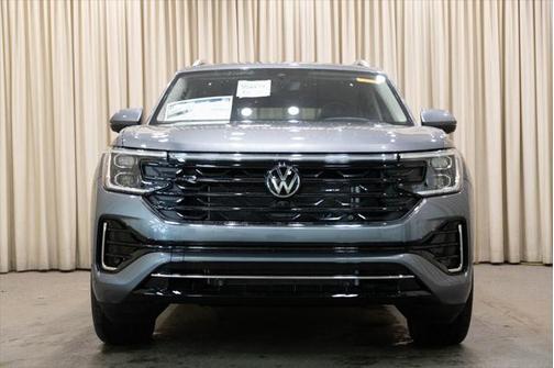 2025 Volkswagen Atlas 2.0T SEL Premium R-Line 4MOTION
