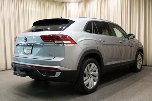 2022 Volkswagen Atlas Cross Sport 3.6L V6 SE w/Technology