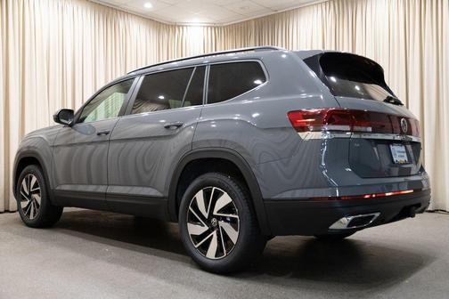 2026 Volkswagen Atlas 2.0T SE w/Technology 4MOTION
