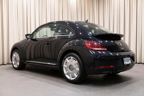 2019 Volkswagen Beetle 2.0T SE