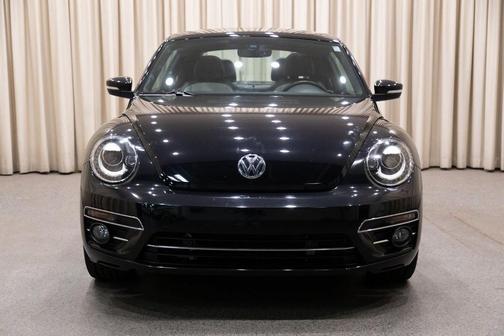 2019 Volkswagen Beetle 2.0T SE