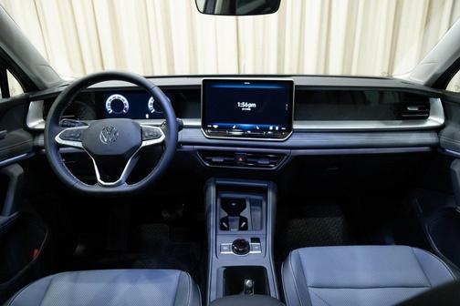 2025 Volkswagen Tiguan 2.0T SE 4MOTION