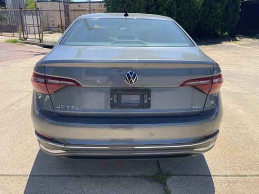 Platinum 2024 Volkswagen Jetta 1.5T SEL