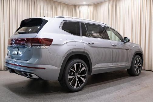 2026 Volkswagen Atlas 2.0T SEL Premium R-Line 4MOTION