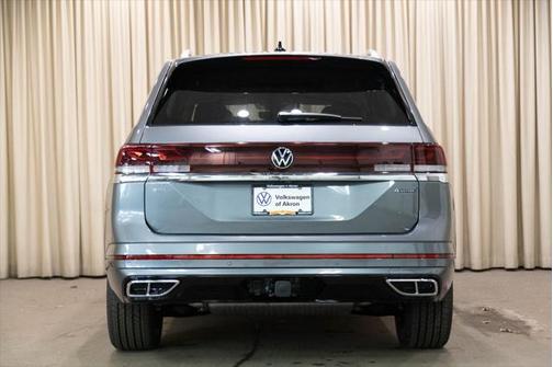 2025 Volkswagen Atlas 2.0T SEL Premium R-Line 4MOTION
