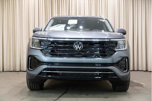 2025 Volkswagen Atlas 2.0T SEL Premium R-Line 4MOTION