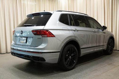 2022 Volkswagen Tiguan 2.0T SE R-Line Black 4MOTION
