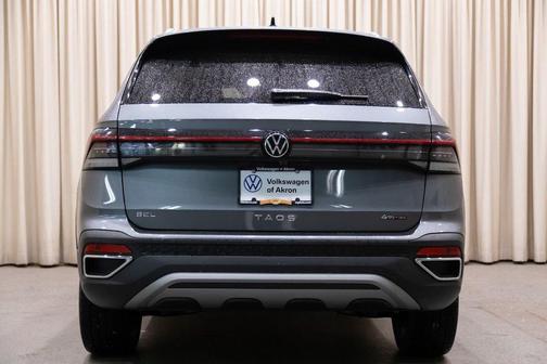 2026 Volkswagen Taos SEL