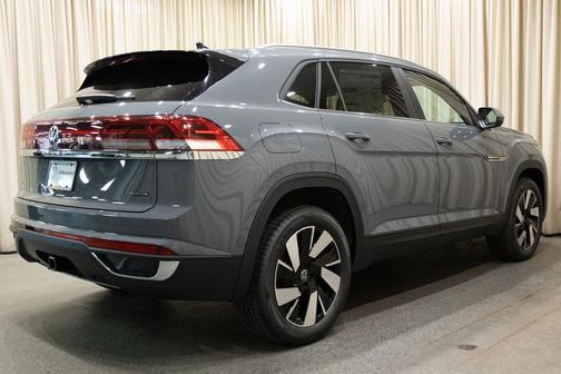 2026 Volkswagen Atlas Cross Sport 2.0T SE w/Technology 4MOTION