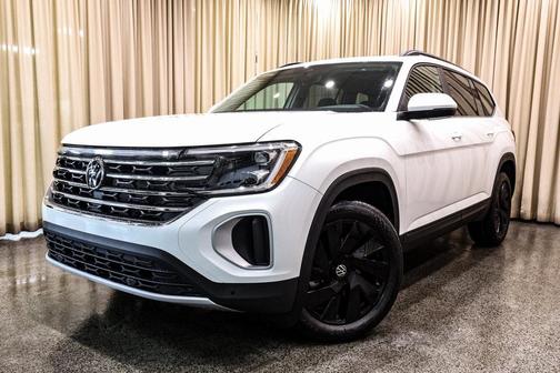 2025 Volkswagen Atlas 2.0T SE w/Technology 4MOTION