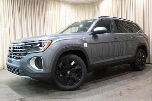 2025 Volkswagen Atlas 2.0T SE w/Technology 4MOTION