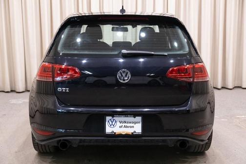 2016 Volkswagen Golf GTI 2.0T S 4-Door