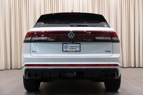 2026 Volkswagen Atlas Cross Sport 2.0T SEL