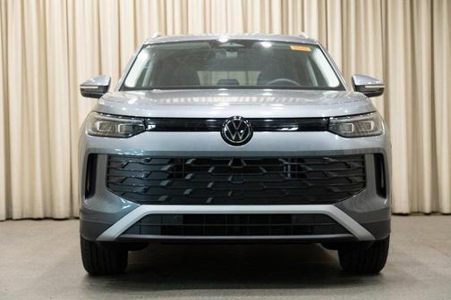 2025 Volkswagen Tiguan 2.0T SE 4MOTION