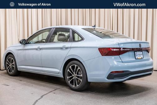 Gray 2027 Volkswagen Jetta 1.4T S