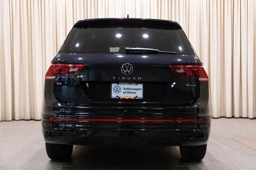 2022 Volkswagen Tiguan 2.0T SE R-Line Black 4MOTION