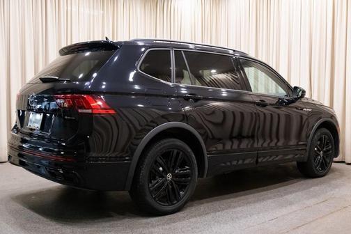 2022 Volkswagen Tiguan 2.0T SE R-Line Black 4MOTION