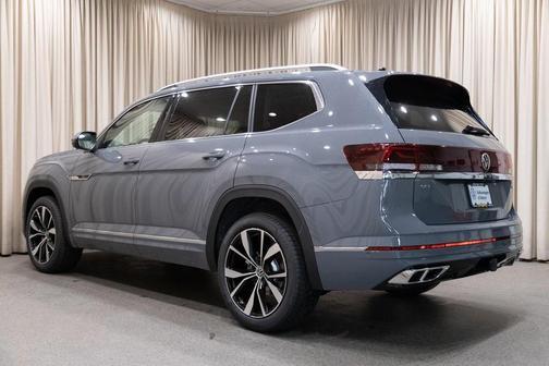 2026 Volkswagen Atlas 2.0T SEL Premium R-Line 4MOTION