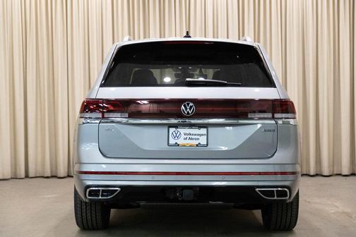 2025 Volkswagen Atlas 2.0T SEL Premium R-Line 4MOTION