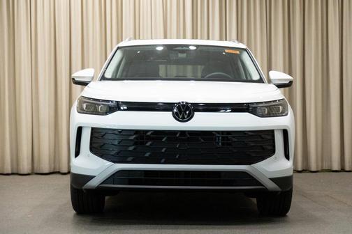 2025 Volkswagen Tiguan 2.0T SE 4MOTION