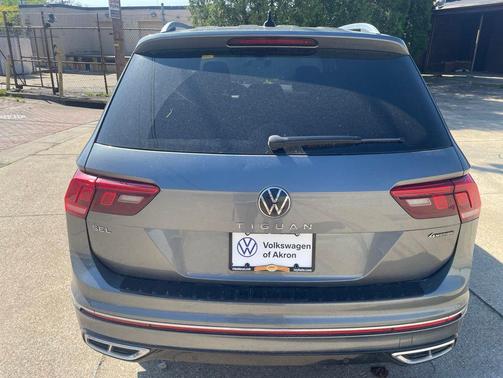 Silver 2023 Volkswagen Tiguan 2.0T SEL R-Line 4MOTION