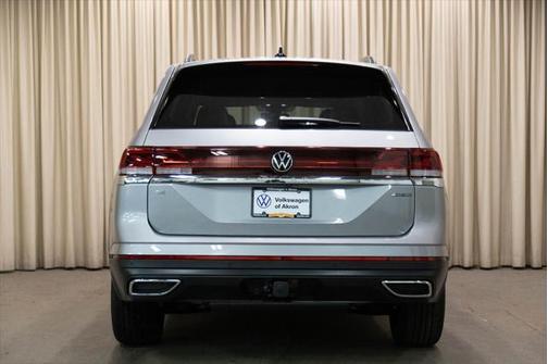 2025 Volkswagen Atlas 2.0T SE w/Technology 4MOTION