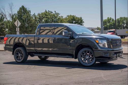 2019 Nissan Titan XD SV